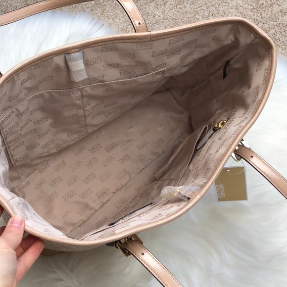 NWT MICHAEL Michael Kors Carry All Tote - Picture 6 of 8